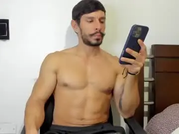 Chaturbate Watch Live Sex Cams of kevin_malone22