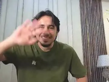 Chaturbate Sex Cam of latinshort