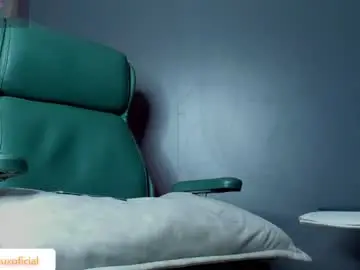 Chaturbate Free Porn Cam of noahcrux