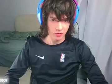 Chaturbate Watch Live Sex Cams of leonkissboy