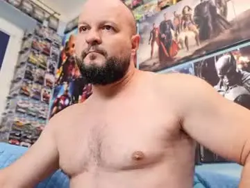 Chaturbate Best live sex cam show of muscular_bear