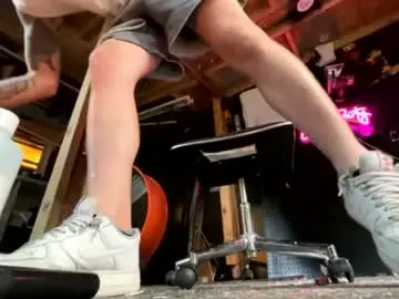 Chaturbate Live Sex Cam of kinksss4all