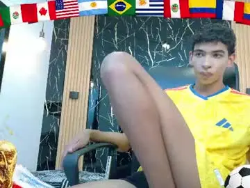 Chaturbate Watch Live Sex Cams of valerihot_1