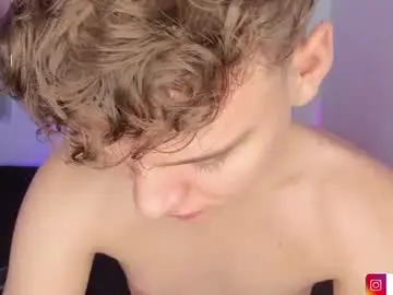 Chaturbate Watch Live Sex Cams of naughty_twink_
