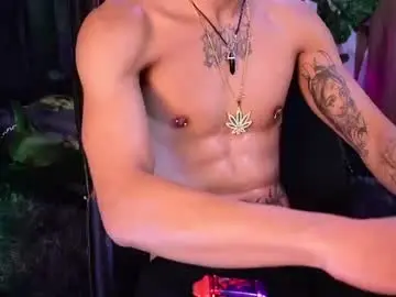 Chaturbate Sex Chat of demonkush_