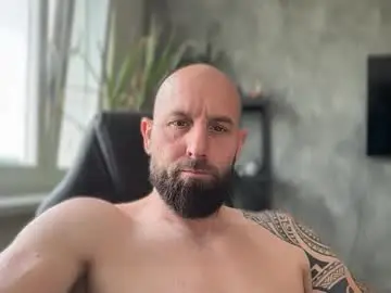 Chaturbate Live Sex Cam of tommyx01