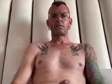 Chaturbate Live Sex Cam of o_johnny_deep_o