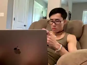 Chaturbate Live Sex Cam of hottiewithabody101