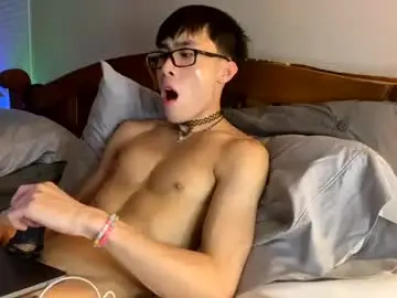 Chaturbate Sex Cam of hottiewithabody101