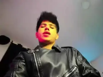 Chaturbate Sex Cam of lylebennett_