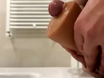 Chaturbate Live Sex Cam of jackison91