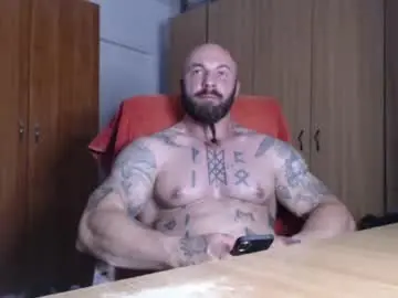 Chaturbate Live Sex Cam of strongivan