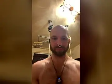 Chaturbate Live Sex Cam of tom_gummiball