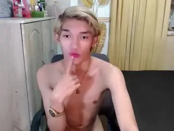 Chaturbate Free Porn Cam of urasian_john20