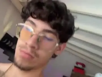 Chaturbate Free Porn Cam of kisan_smith