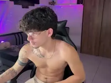 Chaturbate Free Live Porn of kisan_smith