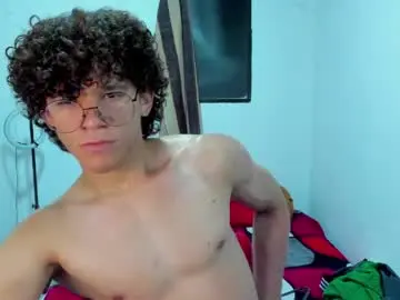 Chaturbate Sex Chat of tom_blue10