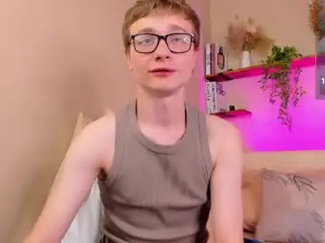 Chaturbate Live Sex Cam of emmit_barker