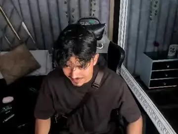 Chaturbate Sex Cam of nicolaikarav