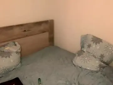 Chaturbate Live Sex Cam of reynasweet_