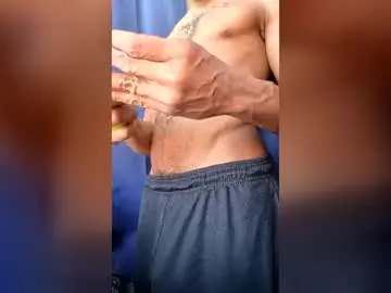 Chaturbate Live Sex of piercednlong