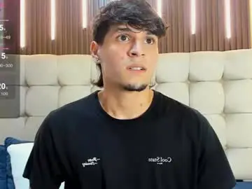 Chaturbate Watch Live Sex Cams of zack23__
