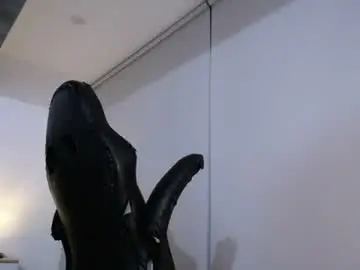Chaturbate Live Porn of christianvalenzia