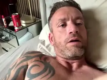 Chaturbate Live Sex of youwantus69