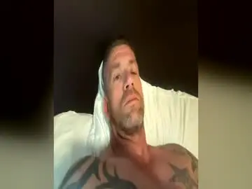 Chaturbate Watch Live Sex Cams of youwantus69
