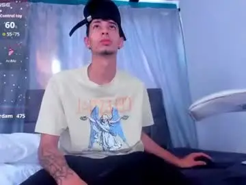 Chaturbate Best live sex cam show of lyan_lazarbbc