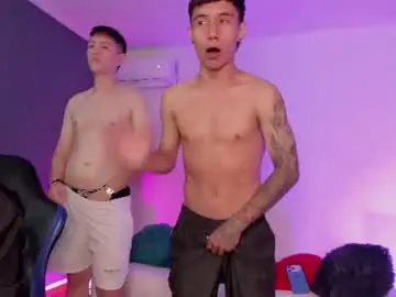 Chaturbate Adult Video Chat of space_boys18