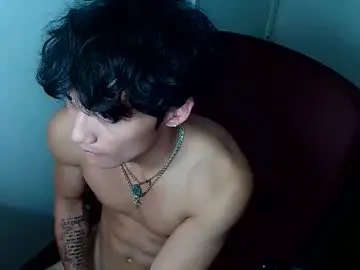 Chaturbate Best live sex cam show of jppaguia2004