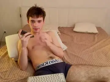 Chaturbate Watch Live Sex Cams of simonboy592