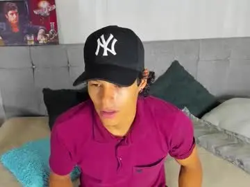 Chaturbate Adult Video Chat of tommyhot7