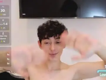 Chaturbate Live Sex Cam of mikebelf4