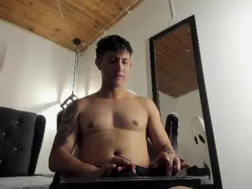 Chaturbate Nude Webcam of marcos_vieyra