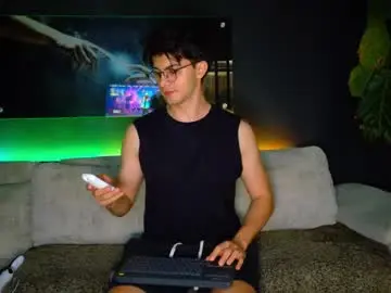 Chaturbate Live Sex Cam of maisonbastian