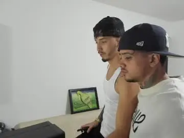 Chaturbate Live Sex of noahscott1