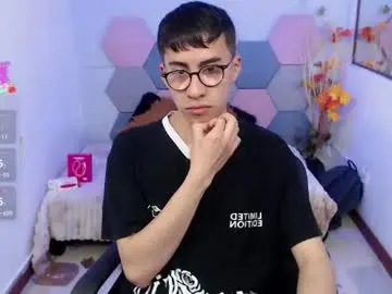 Chaturbate Live Porn of andy_norton