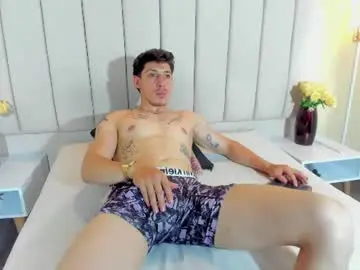 Chaturbate Nude Webcam of angelsbeaumont