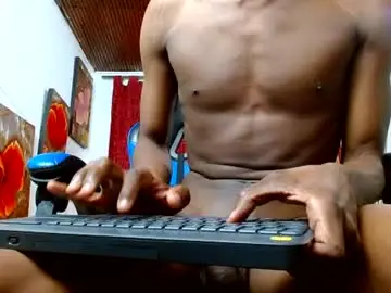 Chaturbate Best live sex cam show of miilo18