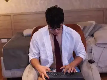 Chaturbate Best live sex cam show of ethan_occonor