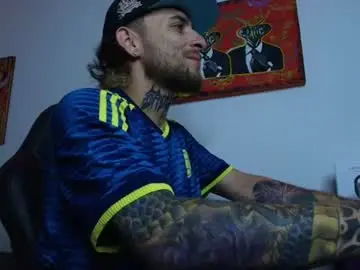 Chaturbate Live Sex Cam of drako_lives_show