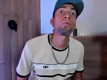 Chaturbate Watch Live Sex Cams of drakeneumann