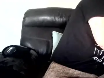 Chaturbate Live Sex Cam of hellflow