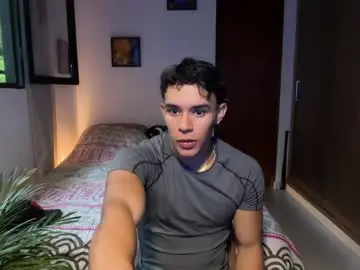 Chaturbate Best live sex cam show of joulianogreco1