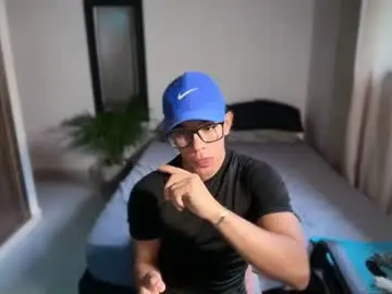 Chaturbate Sex Chat of joulianogreco1