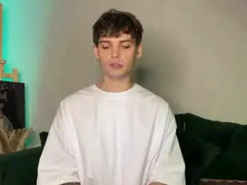 Chaturbate Sex Cam of oliverlawrence