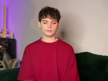 Chaturbate Live Sex Cam of oliverlawrence