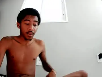 Chaturbate Live Sex Cam of shabuda_hill22